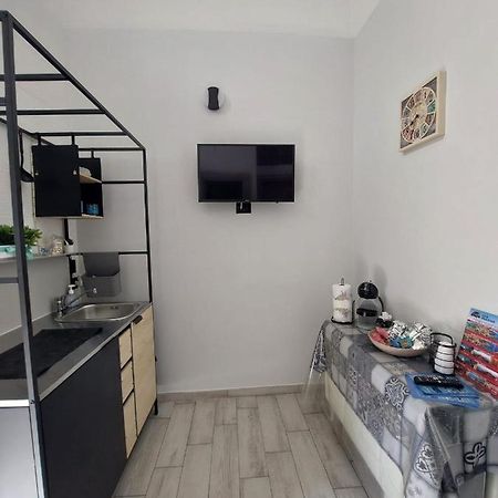 City Wonders B&B نابولي المظهر الخارجي الصورة